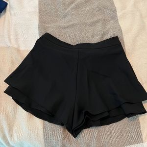 ZAR black shorts with ruffles
